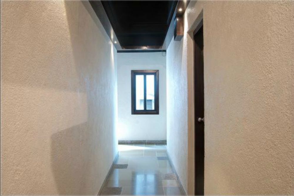 Hotel Kumkum Мумбай Екстериор снимка